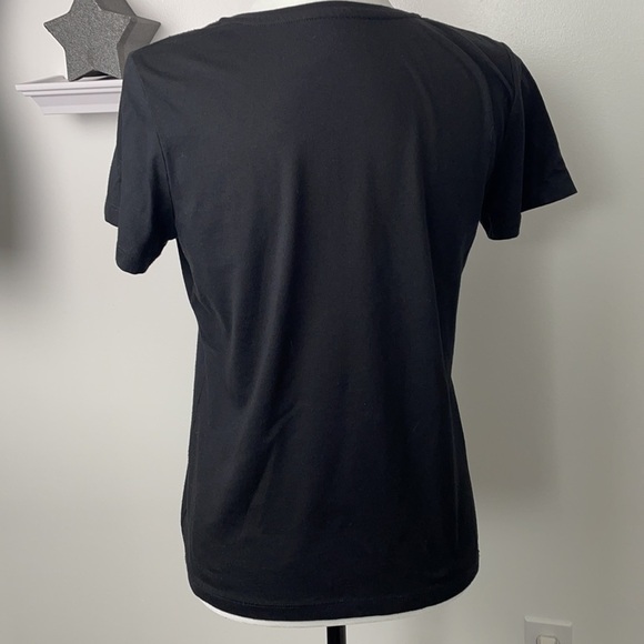 CARROLL REED Black T-shirt With Large Floral Design - Picture 2 of 12